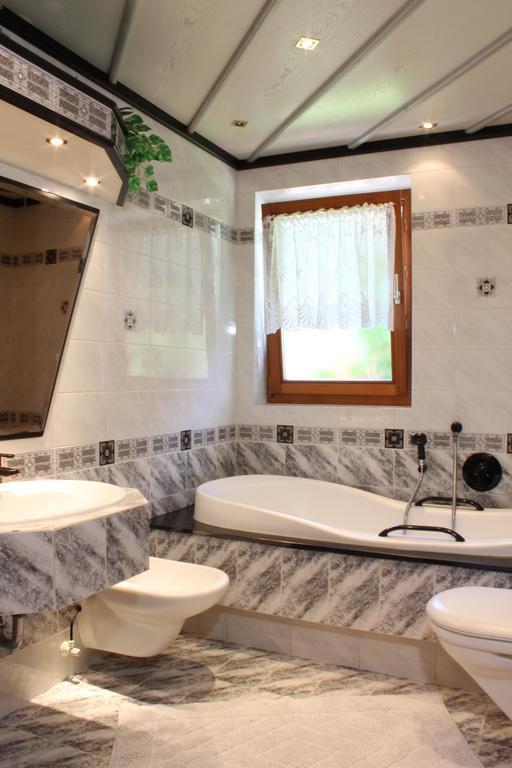 Haus Kofler Apartment Casateia Bagian luar foto